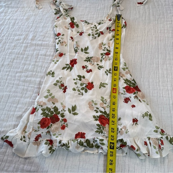 REFORMATION Christine Ruffle Mini Dress Florence Floral Print Size 6 $218 - Picture 10 of 11